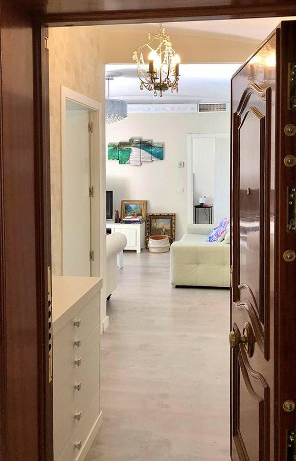 Apartamento A 50 Metros De La Playa Malagueta Con Vistas Al Mar Malaga Ngoại thất bức ảnh