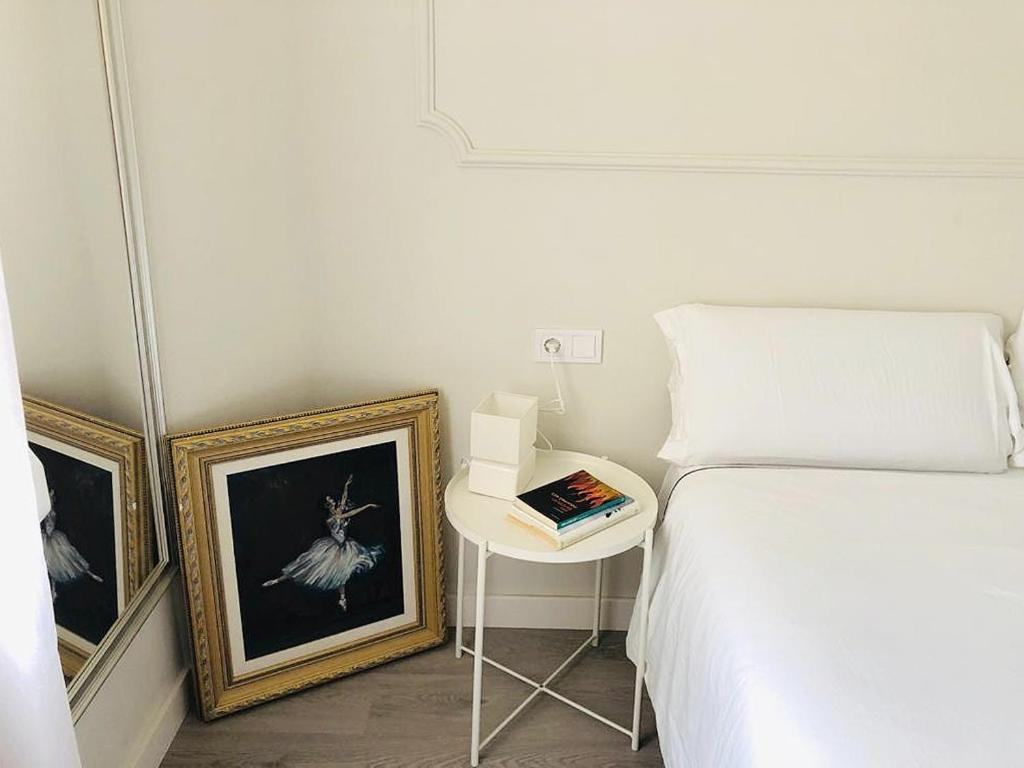 Apartamento A 50 Metros De La Playa Malagueta Con Vistas Al Mar Malaga Ngoại thất bức ảnh