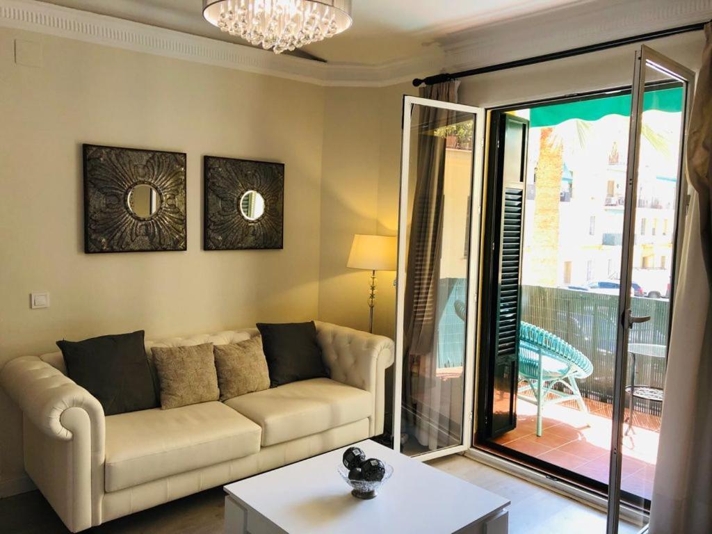 Apartamento A 50 Metros De La Playa Malagueta Con Vistas Al Mar Malaga Ngoại thất bức ảnh