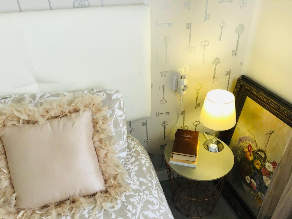 Apartamento A 50 Metros De La Playa Malagueta Con Vistas Al Mar Malaga Ngoại thất bức ảnh